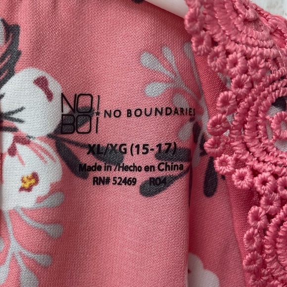 No Boundaries Pink Ruffled Cap Sleeve Blouse size XL - Picture 5 of 11